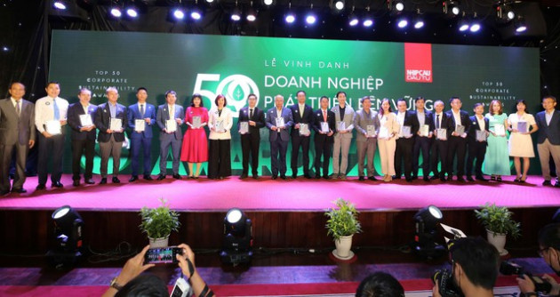 Vinamilk thuộc TOP 50 doanh nghiệp phát triển bền vững tiêu biểu năm 2022 - Ảnh 1.