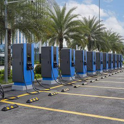 VinFast nhận gói tín dụng biến đổi khí hậu 135 triệu USD từ ADB