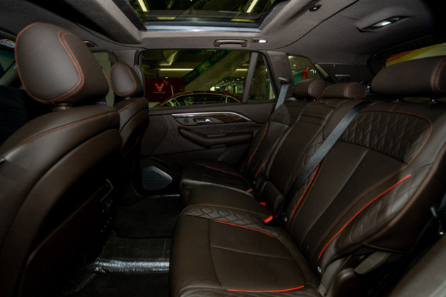 VinFast President vừa ra mắt có gì thú vị? - Ảnh 4. VinFast President vừa ra mắt có gì thú vị? - Ảnh 4.