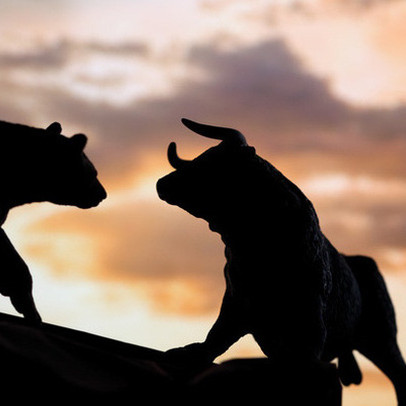 VN-Index bất ngờ đảo chiều tăng điểm, cổ phiếu bảo hiểm, thủy sản "bốc đầu" tăng trần hàng loạt