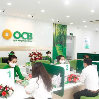 Vợ Thành viên HĐQT OCB đã bán khớp lệnh 500.000 cổ phiếu