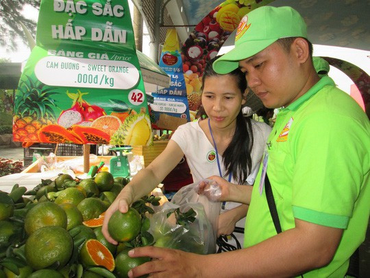 "Vua chuối" Võ Quan Huy than khó đưa hàng vào siêu thị Việt