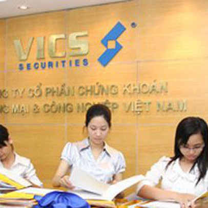 Vừa nhậm chức chưa lâu, Chủ tịch Chứng khoán VICS đã đăng ký bán hết hơn 1,7 triệu cổ phiếu