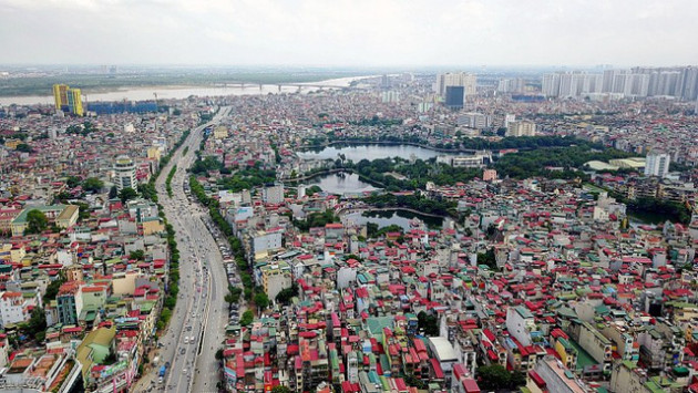 Xây cao ốc trong nội đô: "Thoả hiệp" với nhà ống nhếch nhác, đường đến đô thị văn minh còn xa vời