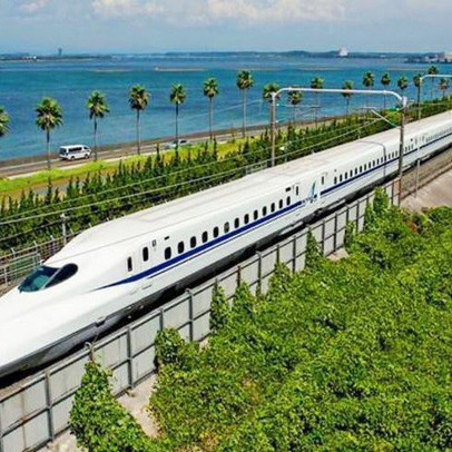 Xây mới tuyến đường sắt tốc độ cao 350 km/h