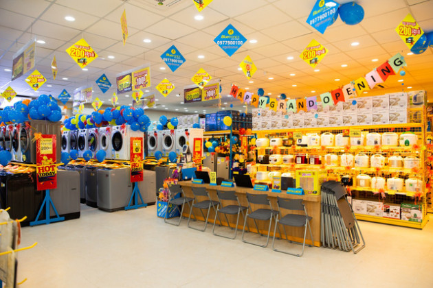 ‘Xuất ngoại’ thần tốc như Điện máy Xanh, số lượng shop gấp 3 lần đối thủ lớn nhất ở Campuchia - Ảnh 2. ‘Xuất ngoại’ thần tốc như Điện máy Xanh, số lượng shop gấp 3 lần đối thủ lớn nhất ở Campuchia - Ảnh 2.