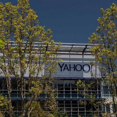 Yahoo và AOL lại bị rao bán