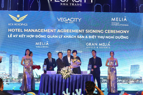 400 tư vấn viên tham gia lễ kick-off dự án Vega City Nha Trang