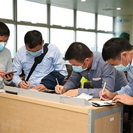 Bảo hiểm Covid 19: Người mua không dễ được chi trảicon