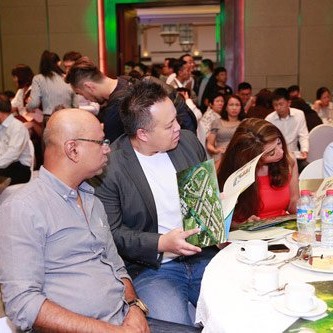 Biệt thự nhà phố đắt khách