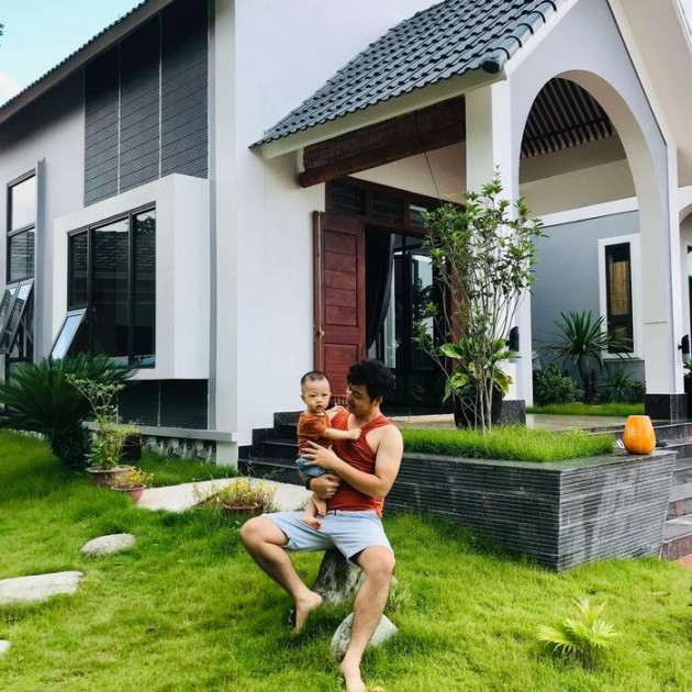 Biệt thự vườn tuyệt đẹp chàng kiến trúc sư trẻ xây tặng bố mẹicon