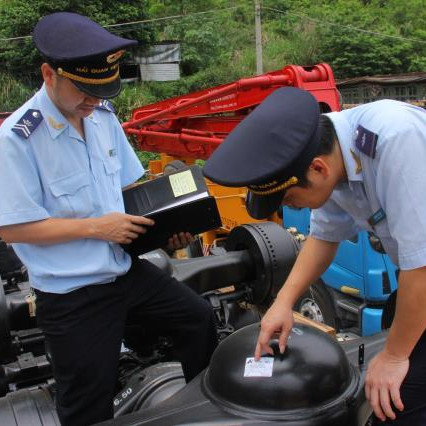 Buôn bán với Trung Quốc: Xuất 20 tỷ USD, nhập hơn 43 tỷ USDicon