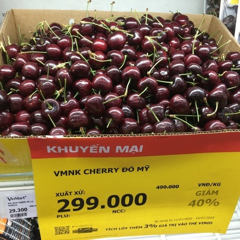 Cherry nhập khẩu rẻ chưa từng thấy, chỉ 299.000 đồng/kg bán đầy siêu thị