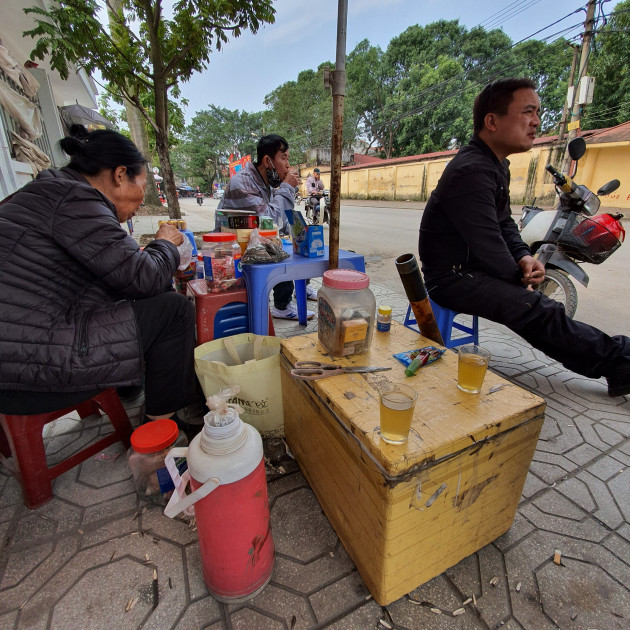 Chợ Ninh Hiệp vắng vẻ, tiểu thương ngồi chơi cả ngày vì không có hàng - 5