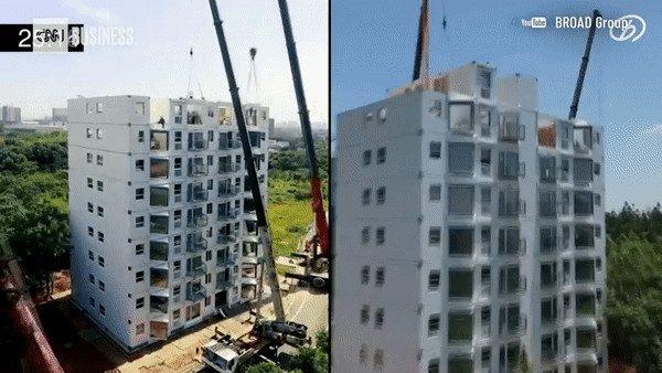 Choáng ngợp chung cư 10 tầng xây siêu tốc chỉ trong 28 giờ