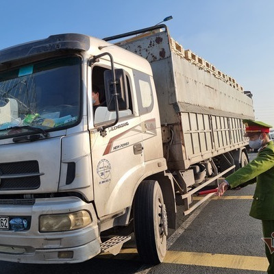 Chống dịch quyết liệt nhưng đừng cô lập Hải Dương thành ốc đảoicon