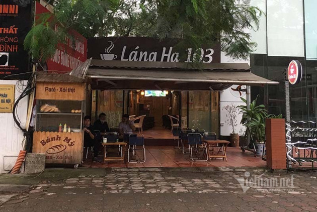 Chủ hàng cà phê tiết lộ chuyện bán hàng ngày đầu mở cửa trở lại