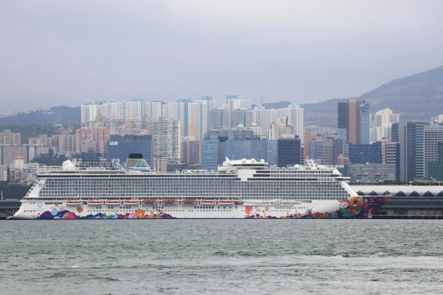 Chuyến đi 'bão táp' của du thuyền bị hắt hủi Westerdam