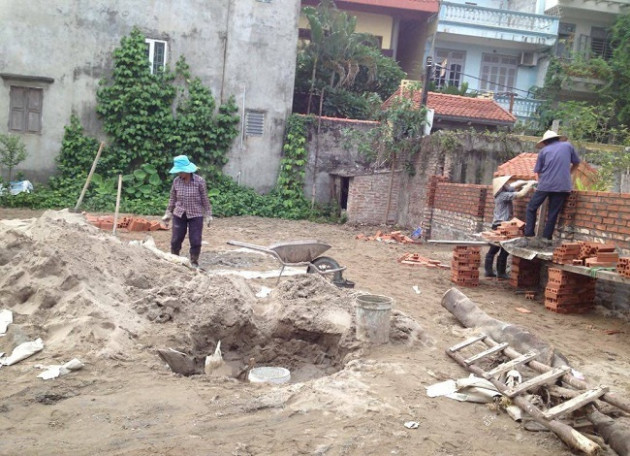 Có 1 tỷ đồng trong tay, nên mua đất không sổ đỏ hay chung cư?