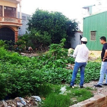 Có 1 tỷ đồng trong tay, nên mua đất không sổ đỏ hay chung cư?