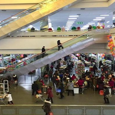Có gì đặc biệt trong siêu thị Triều Tiên, nơi có bán cả hàng Việticon