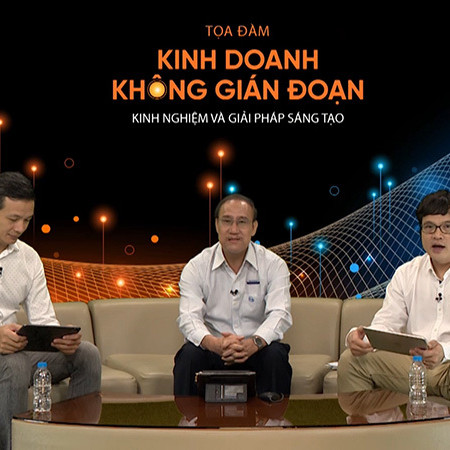 'Cô giao dịch viên' siêu nhân: Hai triệu cuộc gọi, quản 12 triệu khách hàng