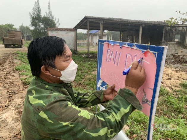 'Cò' vây, lùng đất xuyên ngày đêm, dân đóng cửa vì mệt mỏi