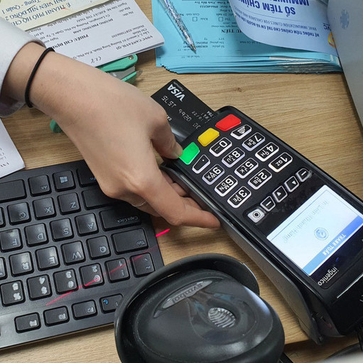 Coi chừng ôm 'cục tức' khi xài thẻ tín dụngicon