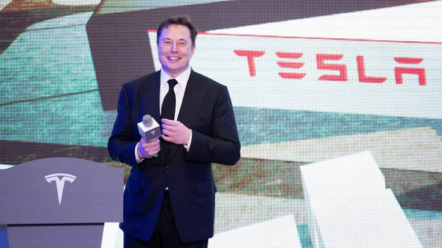 Đã có thể mua xe Tesla bằng Bitcoin!