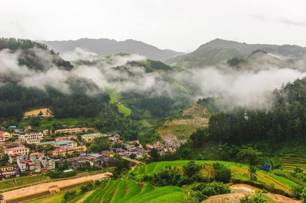 'Đà Lạt' nơi miền Tây Bắc: Đón tia nắng lọt, hứng dòng mây luồn