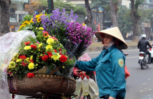 mưu sinh,nghề kiếm sống,bán hoa,lập nghiệp