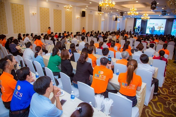 Đại lý tổ chức - kênh phát triển tiềm năng của thị trường bảo hiểm