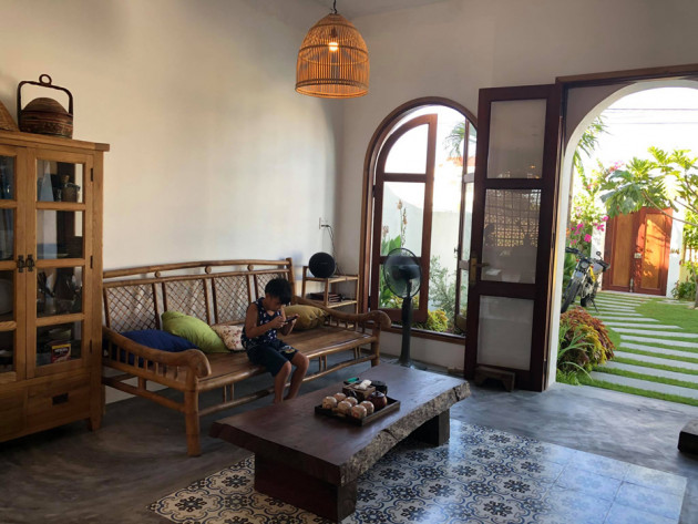 Đắm mình trong ngôi nhà phong cách Địa Trung Hải ở Hội An