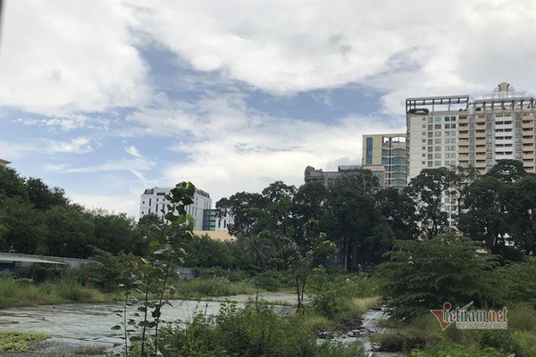 ‘Đất vàng’ bỏ hoang, dự án Nhà thi đấu Phan Đình Phùng vẫn nằm trên giấy