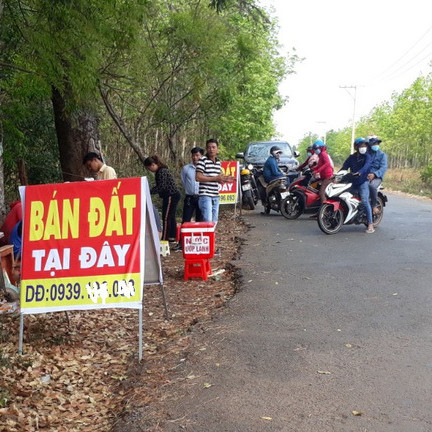 Đầu cơ đất sân bay: Vỡ mộng giàu nhanh, chục tỷ tan theo lời đồn