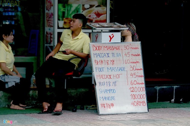 khách Trung Quốc,du khách Trung Quốc,phố Tàu