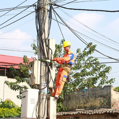 Điện lực ghi nhầm, hoá đơn lên 90 triệu: Cách kiểm soát chỉ số công tơicon