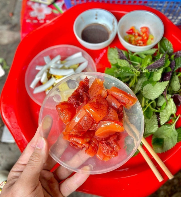 Độc lạ món sứa 'hạ hỏa', được ví là sashimi phiên bản Việt