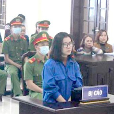 Dùng chiêu 'vác bao tải tiền đi vay tiền', hot girl chiếm đoạt hơn 330 tỷ đồngicon