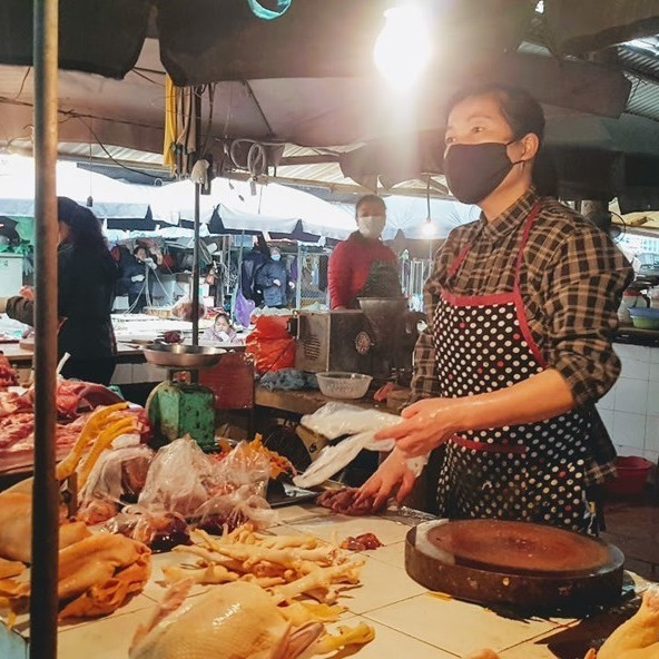 Gà mua 8 ngàn bán 60 ngàn/kg, buôn lợn lãi 3,5 triệu/conicon