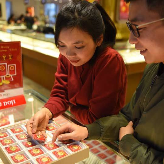 {Giá vàng hôm nay 15/12}