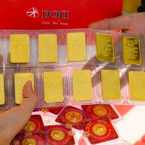 Giá vàng hôm nay 17/6: Mỹ gây bất ngờ, vàng tăng mạnhicon