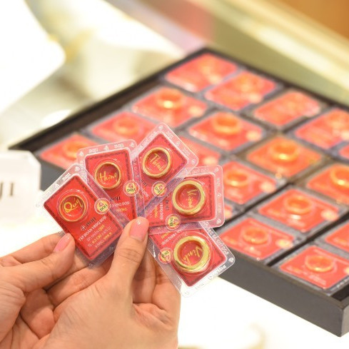 Giá vàng hôm nay 5/10: Tiếp tục tăng, kỳ vọng đột pháicon