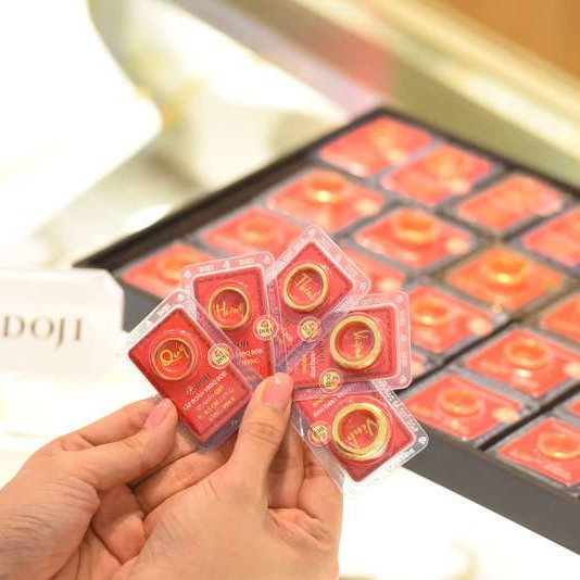 Giá vàng hôm nay 8/12: Tăng trở lại sau chuỗi ngày giảmicon