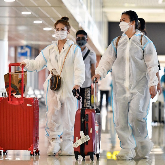 Giá vé bay TP.HCM - Hà Nội liên tục kịch trầnicon