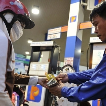 Giá xăng ngày mai: Đảo chiều, vào chu kỳ tăng mớiicon