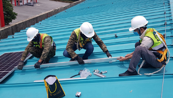 Giải pháp điện mặt trời tự dùng cho nhà máy sản xuất