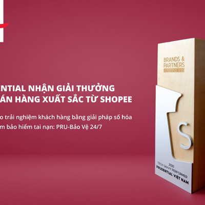 Giải thưởng Nhà bán hàng xuất sắc cho sản phẩm bảo hiểm trực tuyến của Prudential