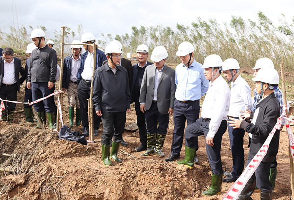 Gỡ khó để thúc tiến độ đường dây 500kV mạch 3 Dốc Sỏi - Pleiku 2