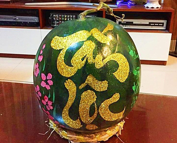 Gợi ý những loại trái cây không thể thiếu trên bàn thờ, phòng khách ngày Tết